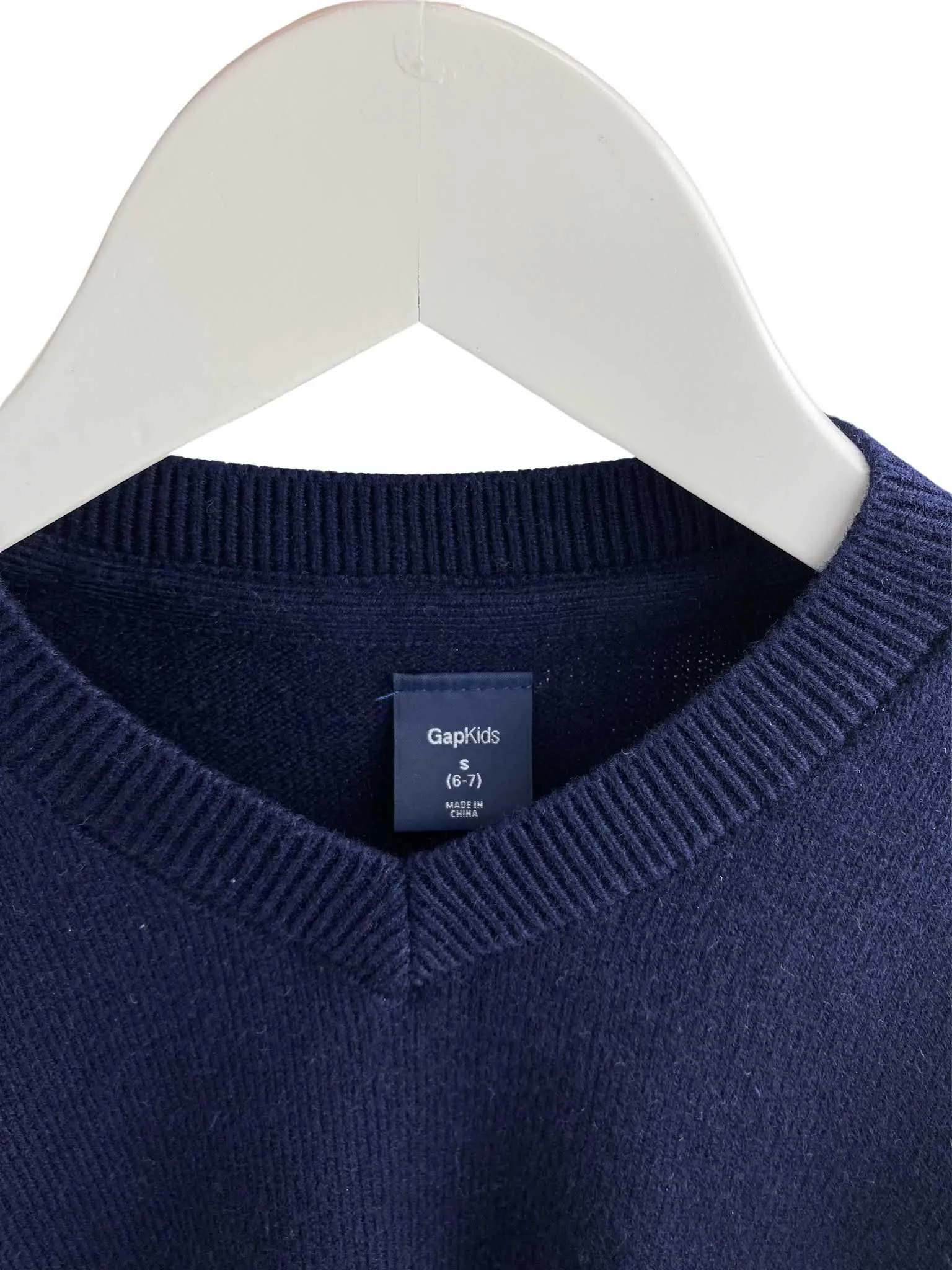 Gap Kids, Boys' V-neck Sweater, Navy, Size S (6-7)