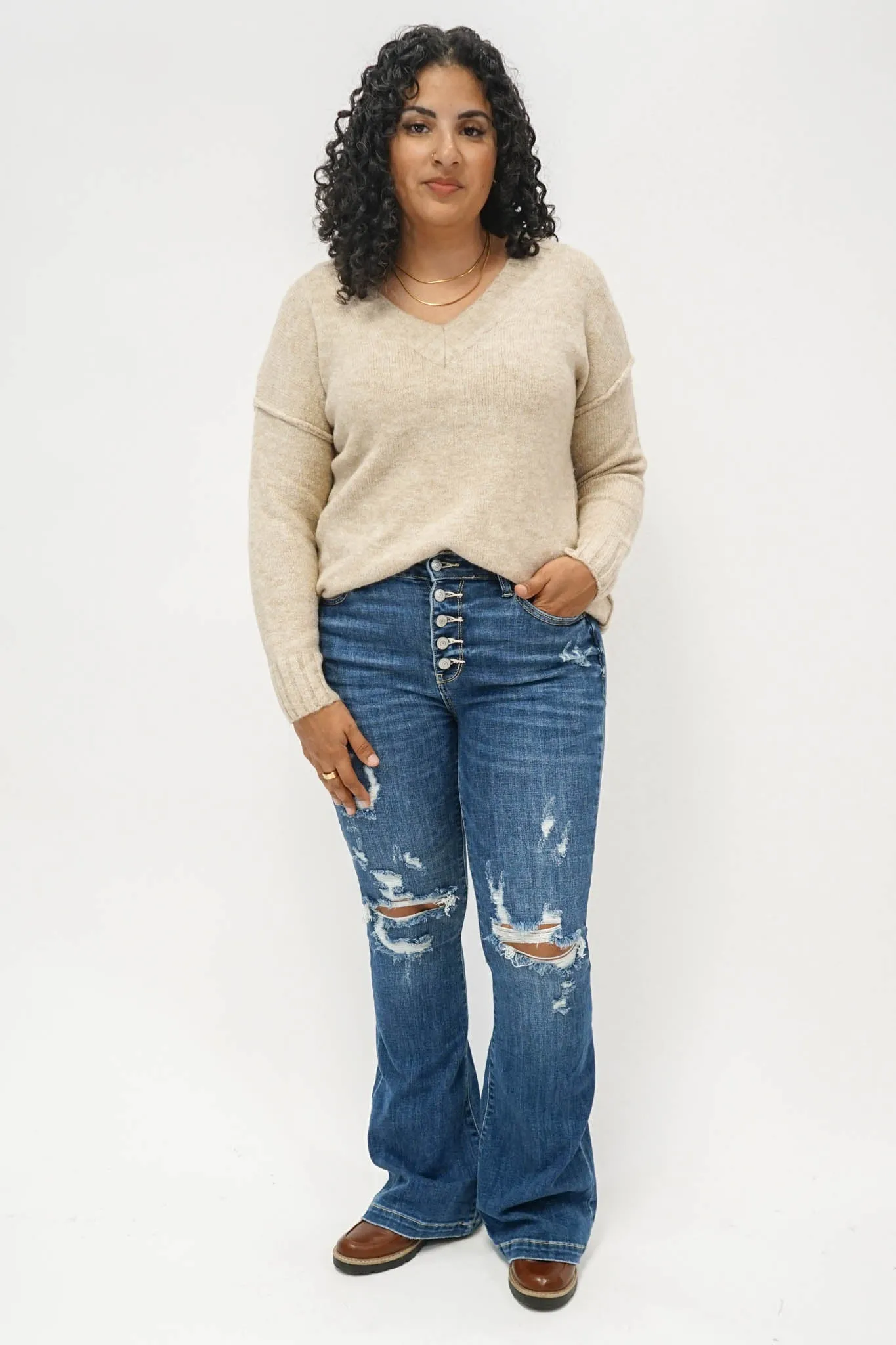 Middleton V-Neck Sweater in Beige