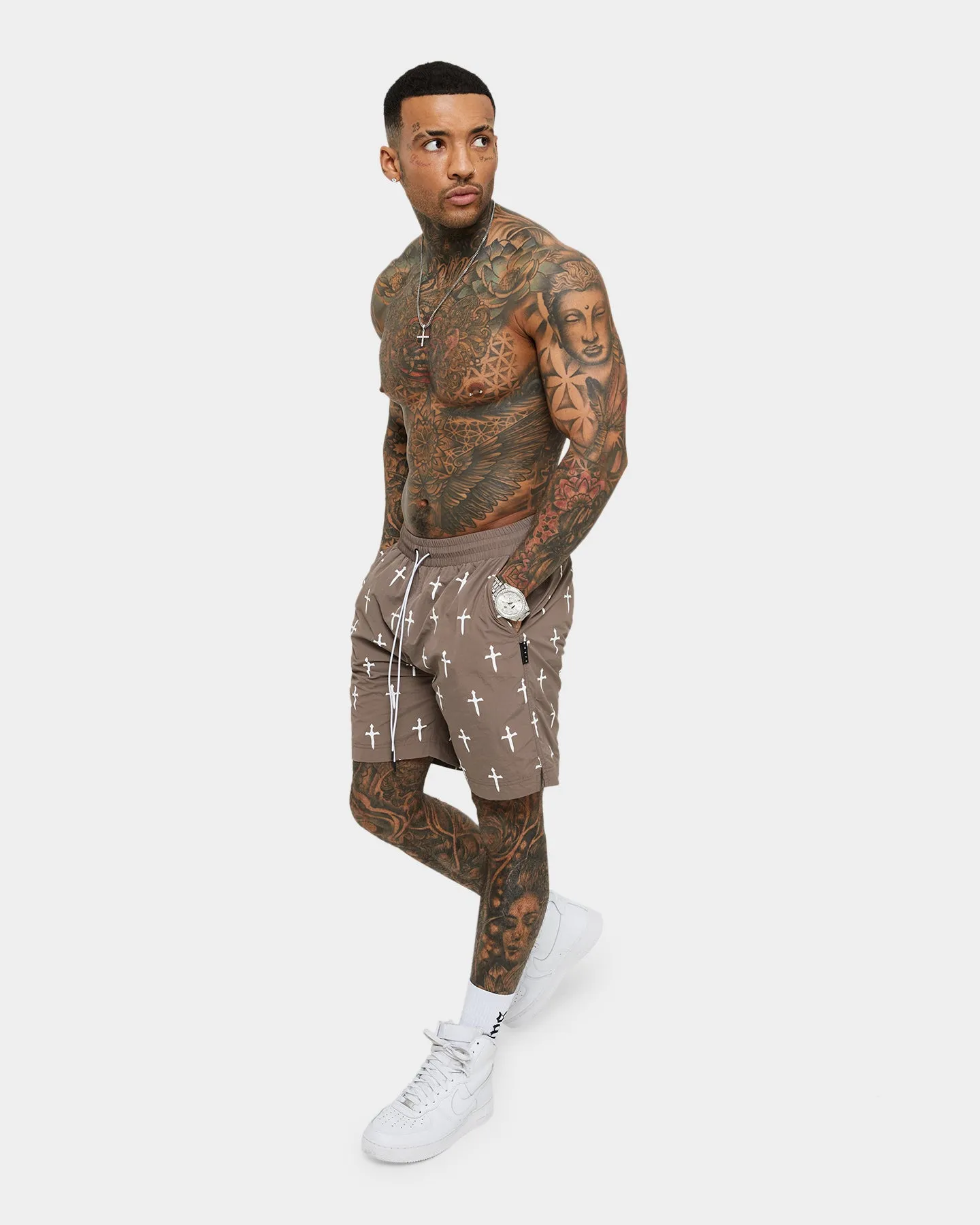 Saint Morta Daggers Shorts Dark Brown