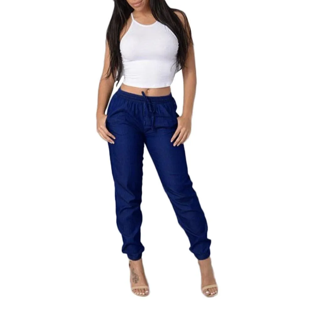 THE DENIM JOGGER